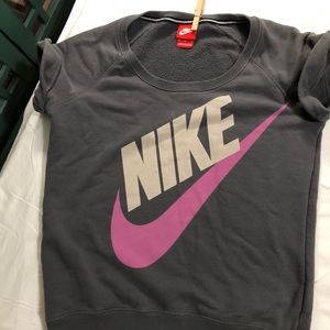 Nike short sleeve sweatshirt